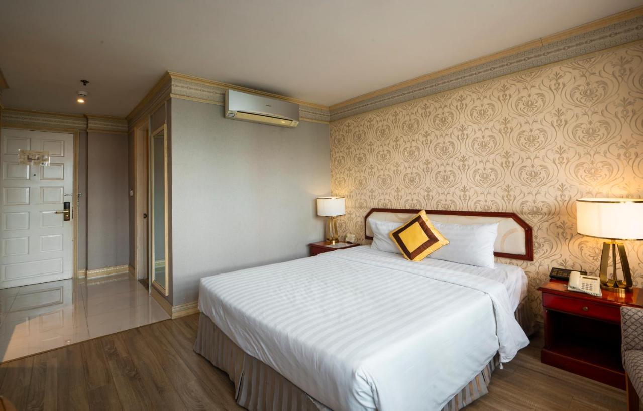 Lotus Saigon Hotel Ciudad Ho Chi Minh  Exterior foto