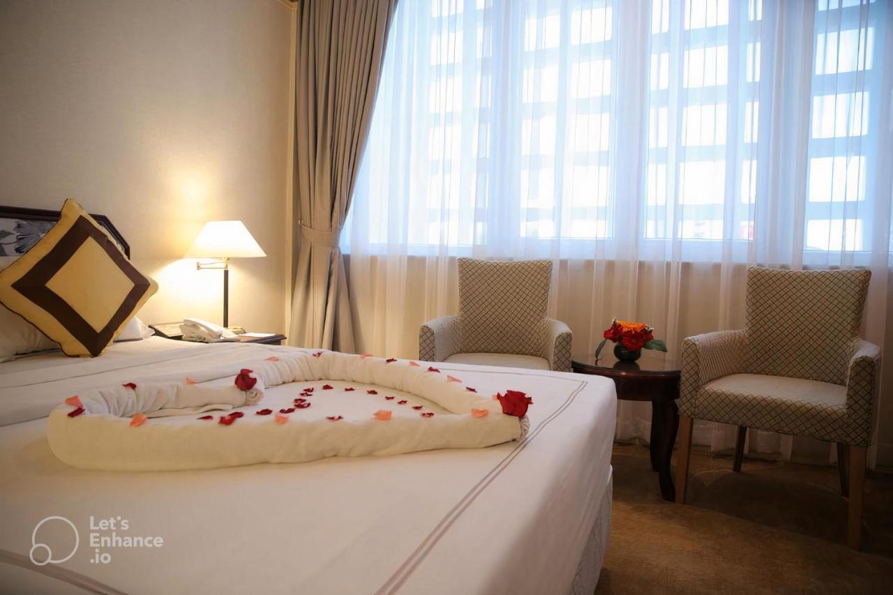 Lotus Saigon Hotel Ciudad Ho Chi Minh  Exterior foto