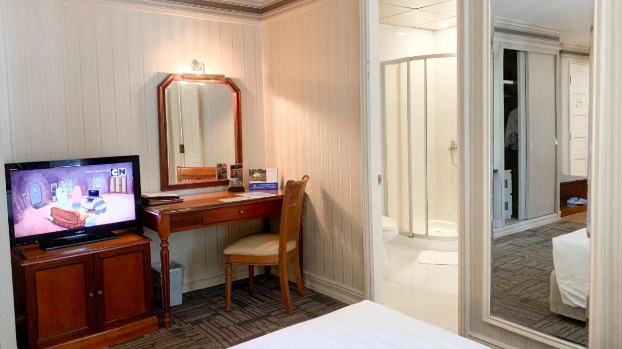 Lotus Saigon Hotel Ciudad Ho Chi Minh  Exterior foto